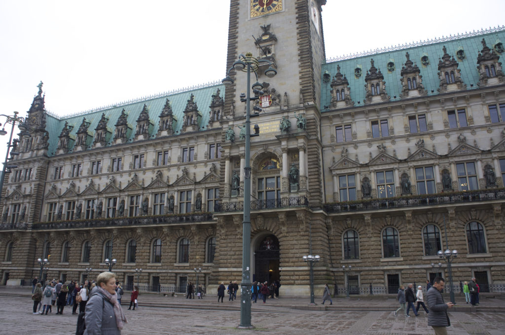 Rathaus Hamburg / ©When You Live